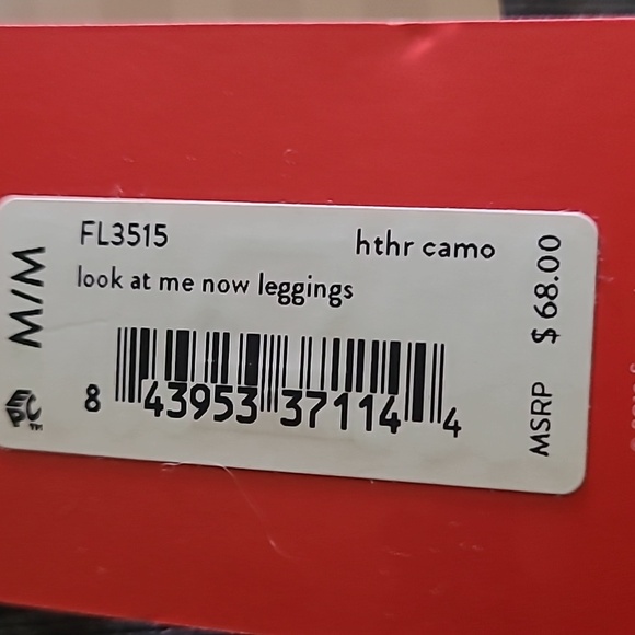 NEW SPANX Look at Me Now Seamless Leggings, Black Camo, Sz M - Picture 6 of 7